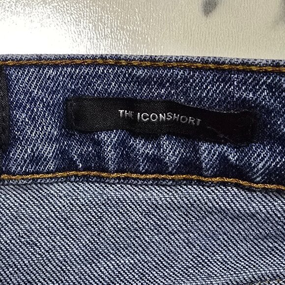 Kendall + Kylie Jean Short - Picture 5 of 5